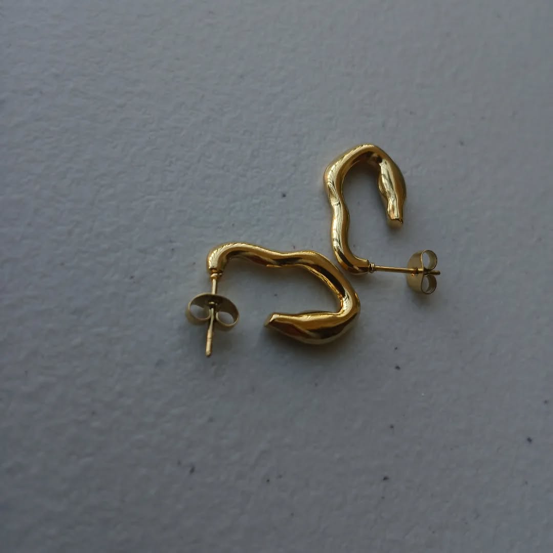 GOLDEN MELT EARRINGS
