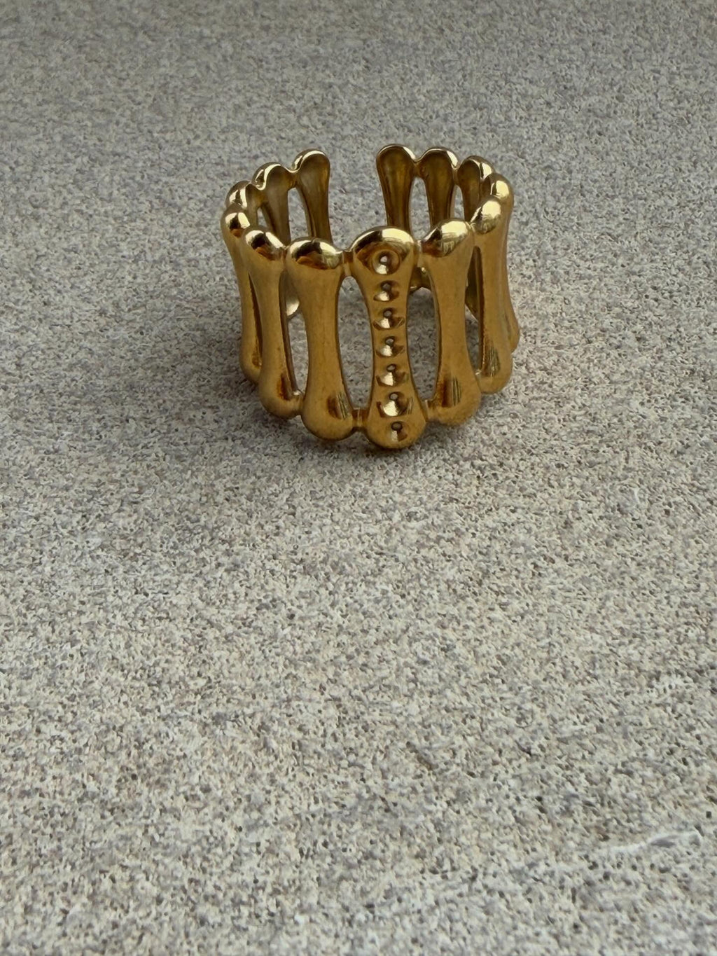 GOLD BONES RING